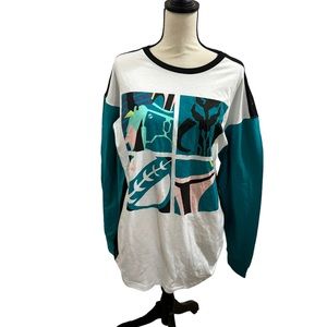 BNWT. DISNEY PARKS STAR WARS LONG SLEEVE